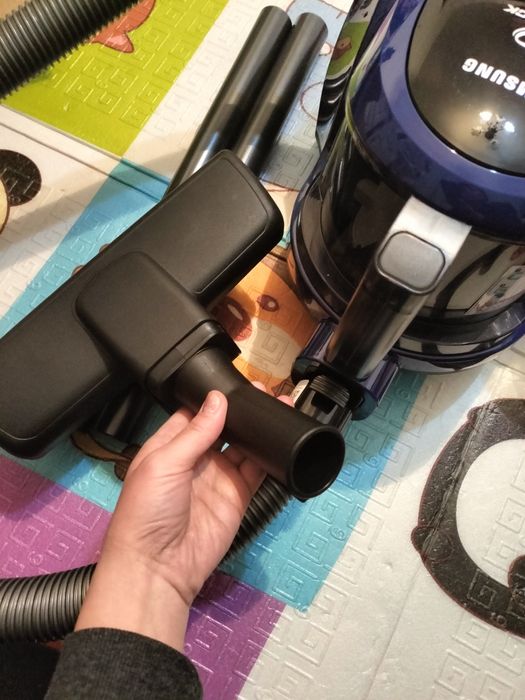 Новый пылесос с каробкой