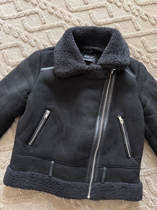 Дамско яке Stradivarius