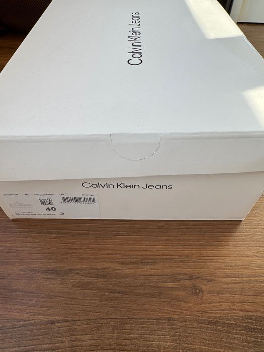 Оригинални маратонки Calvin Klein