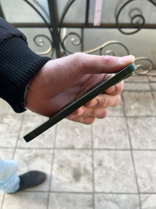 Продам Аифон 13 128гб