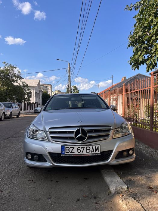 Mercedes-Benz C220 CDI BlueEFFICIENCY T-Modell – 170 CP – 2013