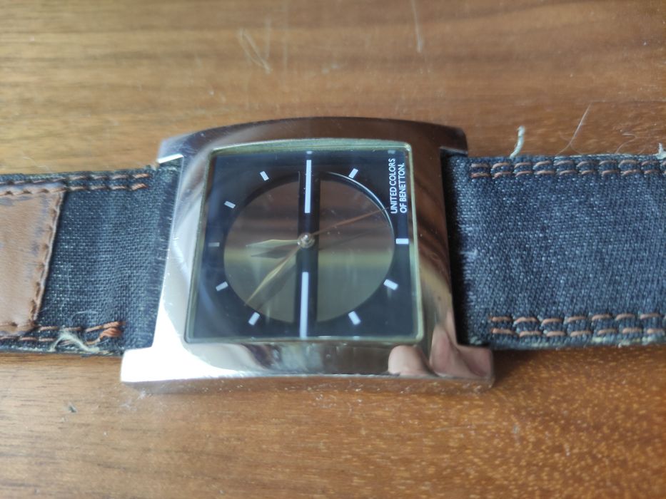 Часы Benetton  оригинал