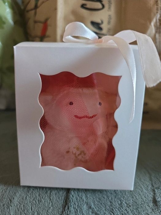 Lumânare decorativă handmade oiță/miel - cu cutie