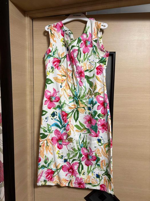 Продам не дорого платья.