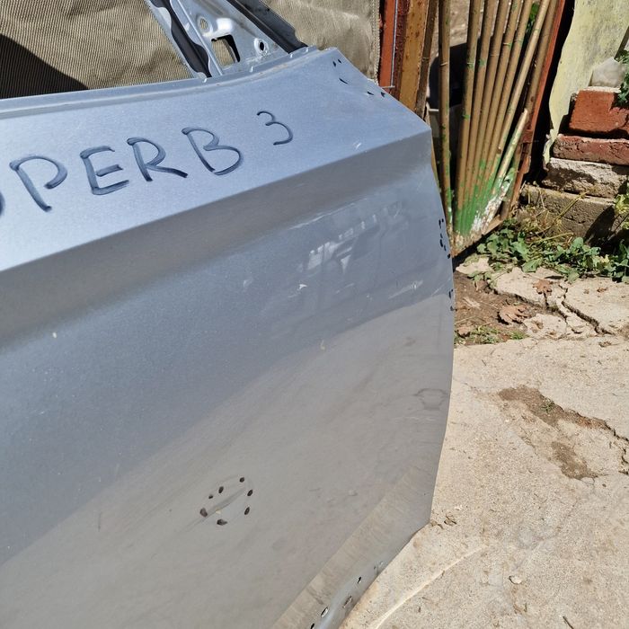 Skoda Superb 3 15-23 предна дясна врата 2021 2бр