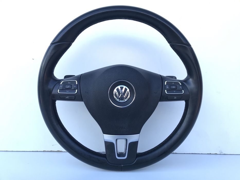 Volan vw Passat B7 cu padele IMPECABIL