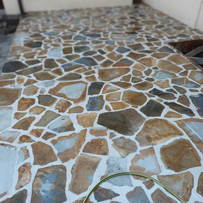 Depozit vând piatră de Grecia