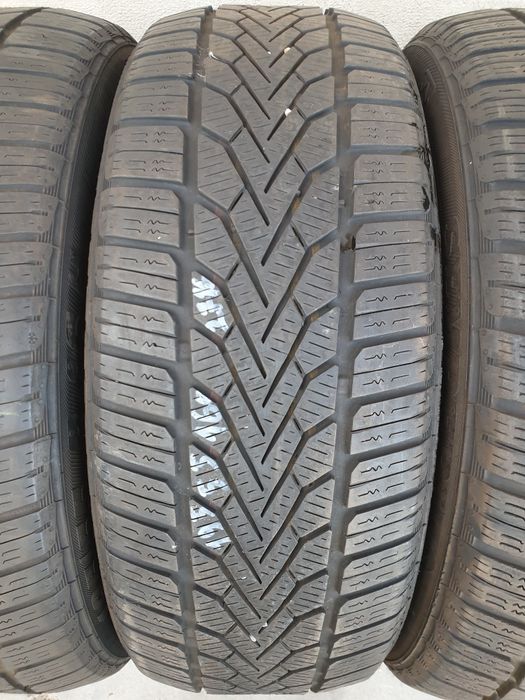 Зимни гуми 4 броя SEMPERIT SpeedGrip2 195 55 R16 дот 2716