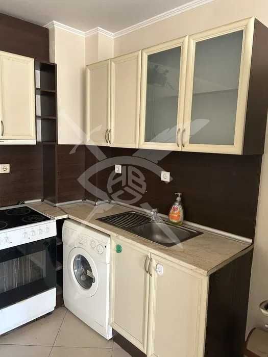 Двустаен апартамент в Тракия!