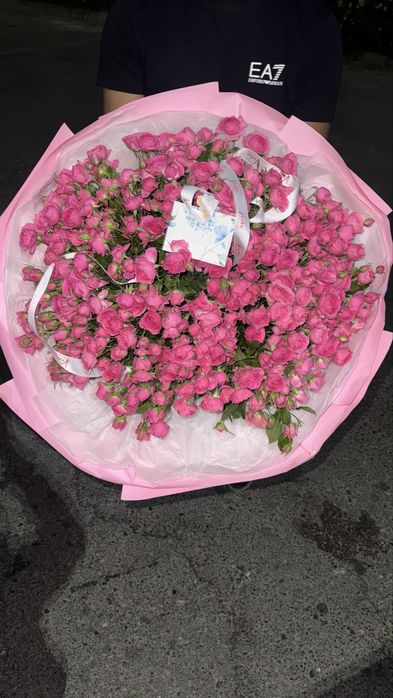 Цветы кустовые розы