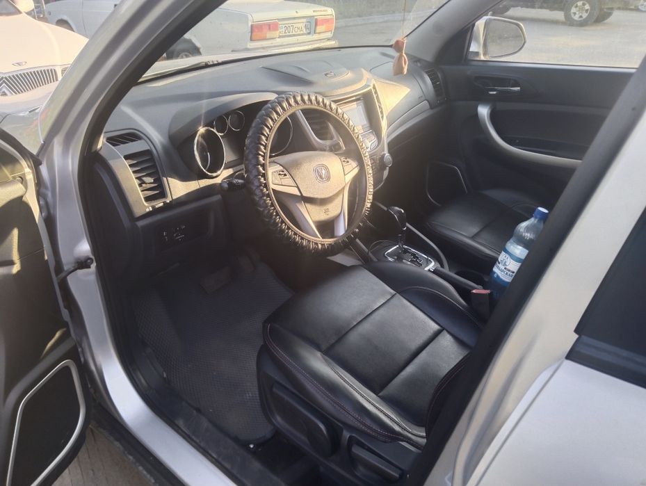 Продам автомобиль CHANGAN CS35