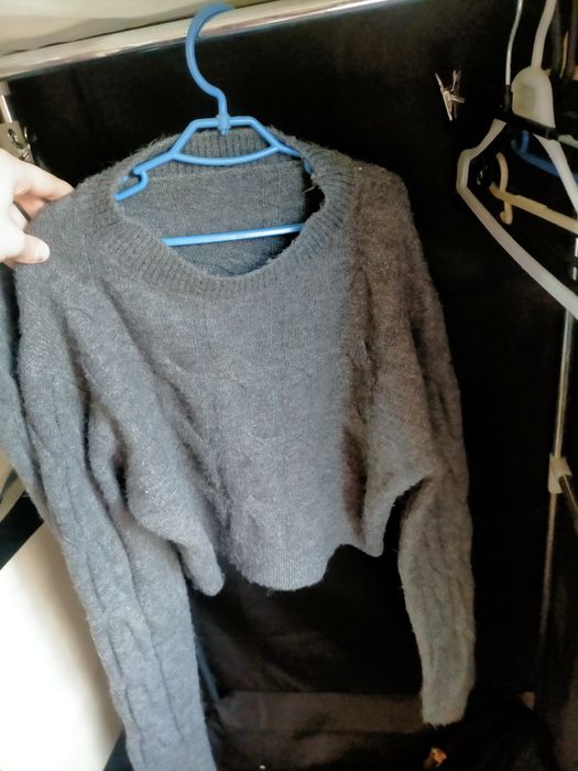 Продам одежду  за 2000