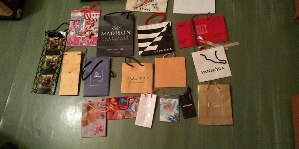 Pungi pt Cadou - Diverse marimi , Brand-uri & modele