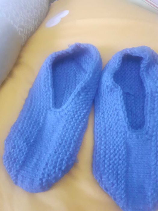 Продам вязаные головные уборы