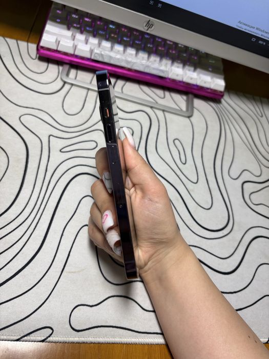 Продам Iphone 14 pro