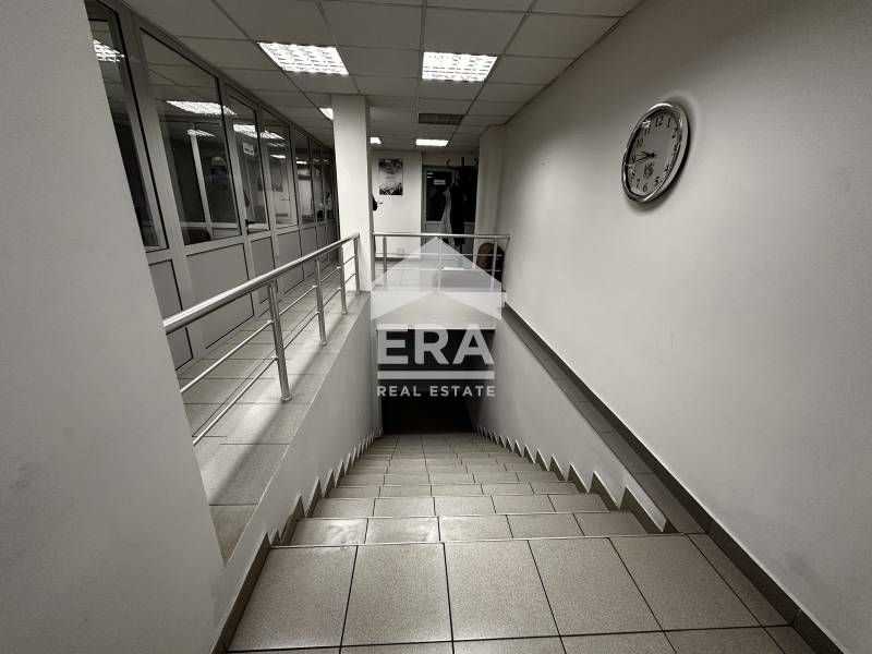 Продава се Офис в Плевен, Широк център - 272 кв.м за 722 €/кв.м - Снимка #4