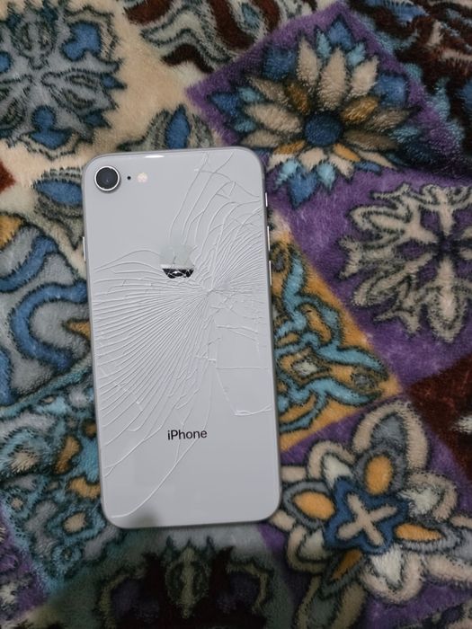 Айфон 8 обмен и продается