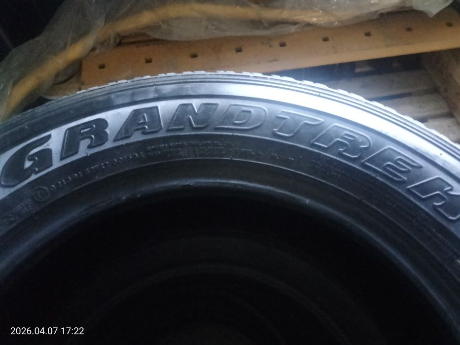 Продам летние БУ шины