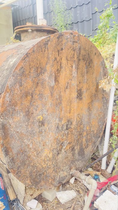 Емкость из под саляры ! Дешево !