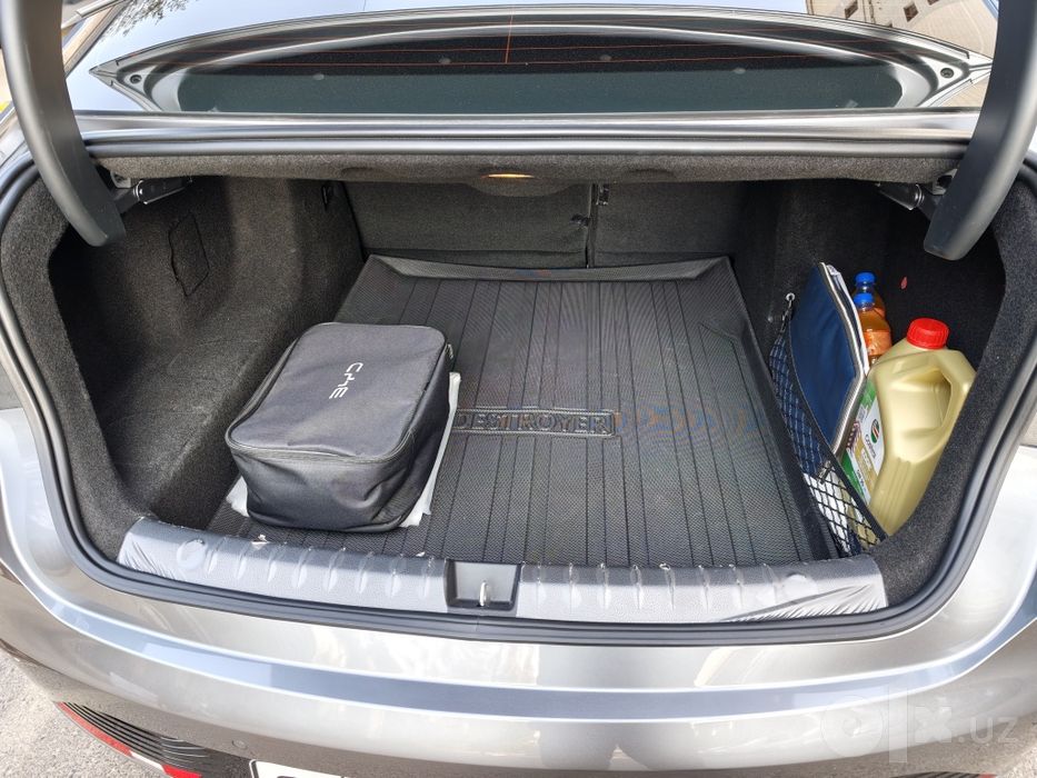 BYD Chazor 2025yil 120 tali flagship