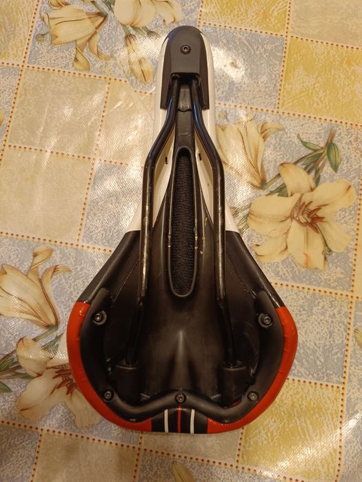 Срочно продам седение для велосипеда