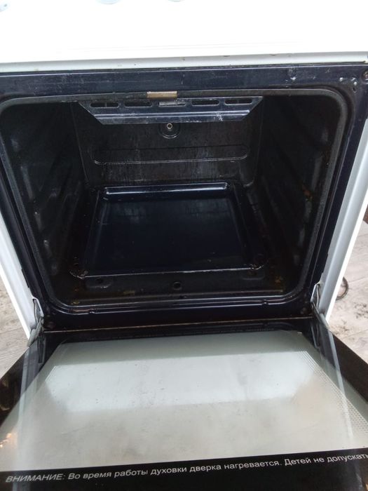 Продам газплиту Дарина с редуктором