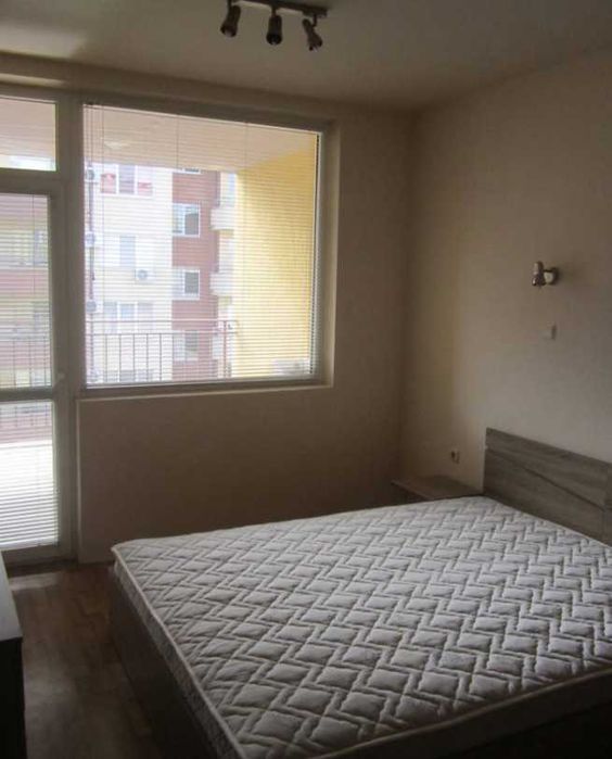 Дава се под наем Двустаен апартамент в Бургас, Меден рудник - зона А - 60 кв.м за 160 € - Снимка #2