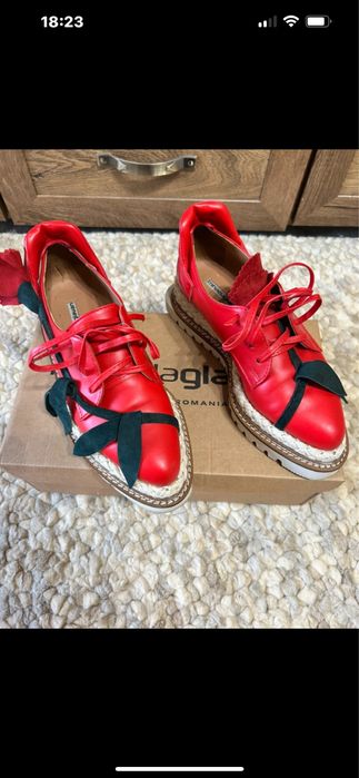 Încălțări Mihaela Glăvan, rosii, superbe