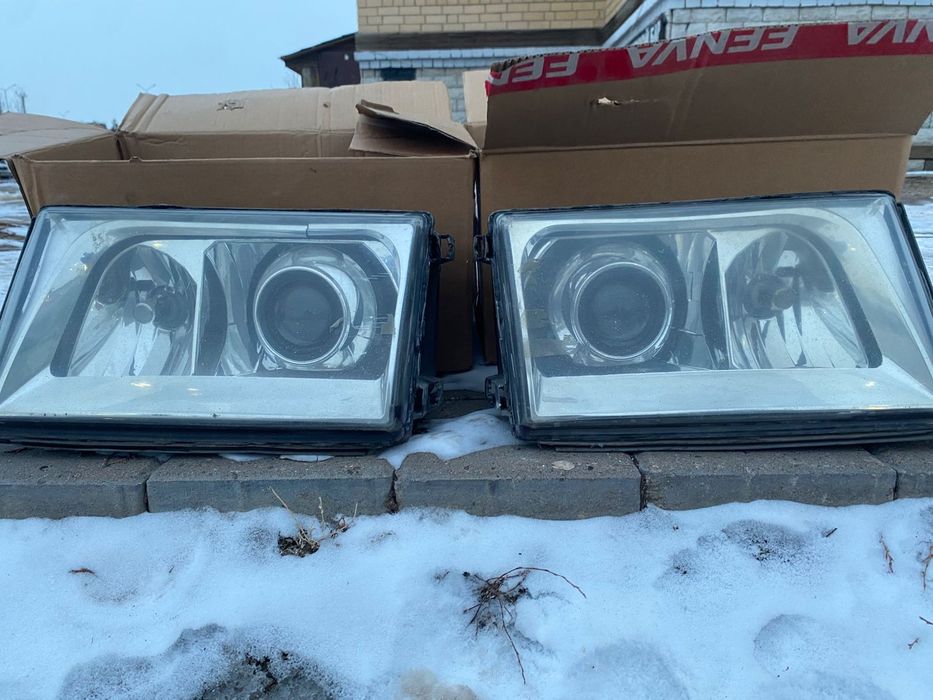 W124 продам фара