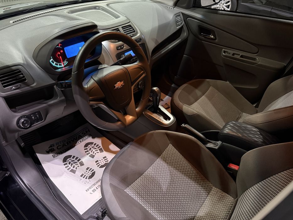 Chevrolet Cobalt 2022 — 5