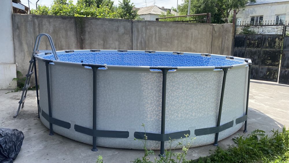 Продам бассейн новый 16тыс литров