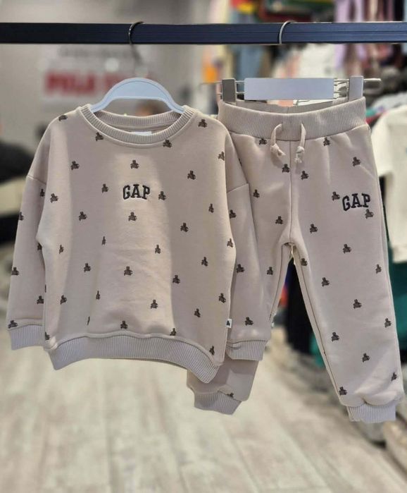 Бебешки комплекти