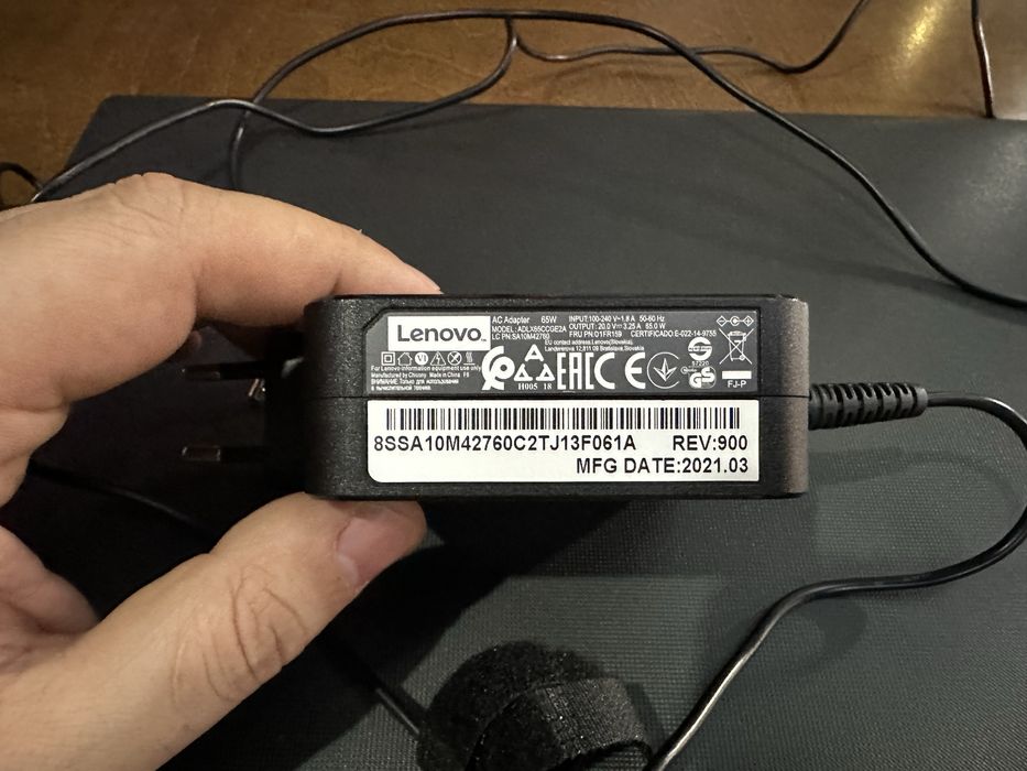 Ноутбук LENOVA 81 WE