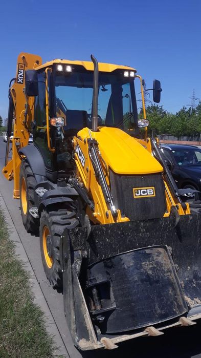 Inchiriez buldoexcavator buldozer excavator compactor miniincarcator