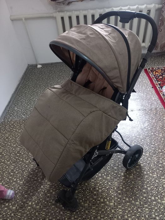 Каляска прогулкаға