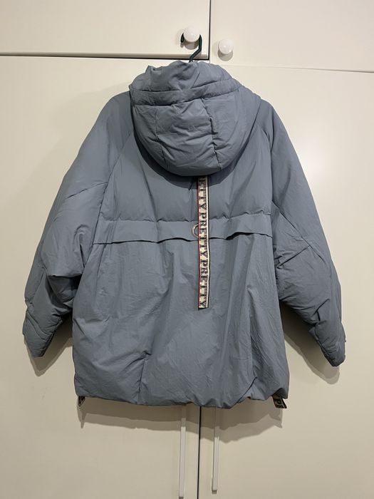 Продаю зимнюю куртку