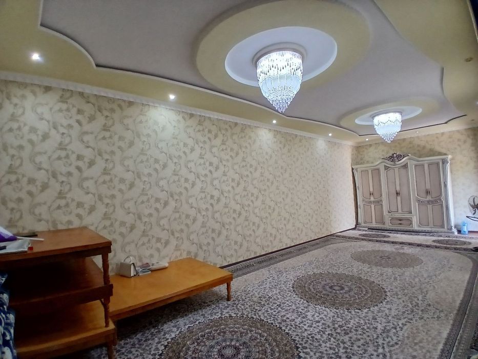 Уй сотилади  Сирдарё Гулистон шахарда