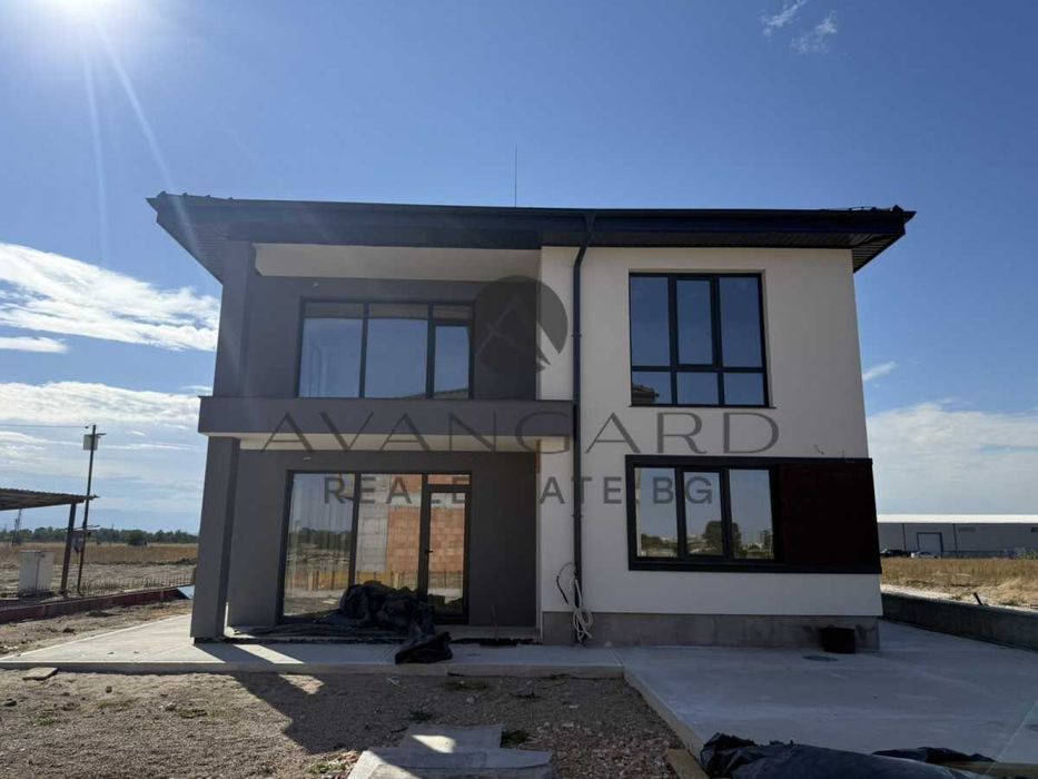 Продава се Къща в Пловдив, Кършияка - 200 кв.м за 1800 €/кв.м - Снимка #12