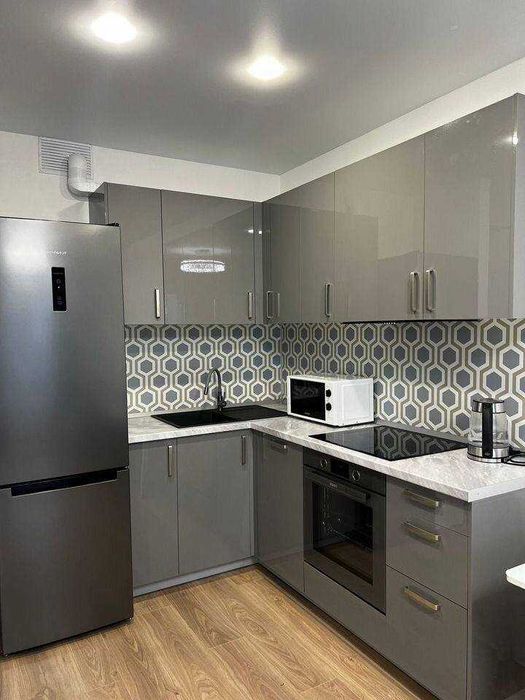 Сдаю уютную 2х ком. 2/22 ЖК Акай Сити ор-р метро Хамида Алимджана (Р3)