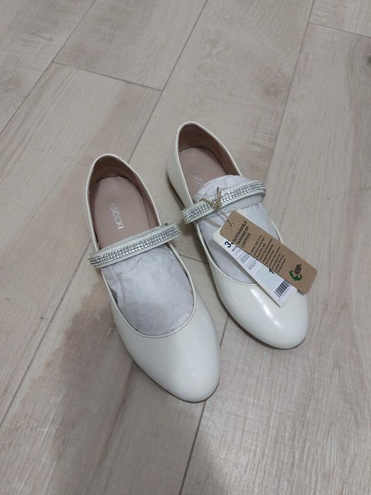 Pantofi fetite Lasocki, marimea 33