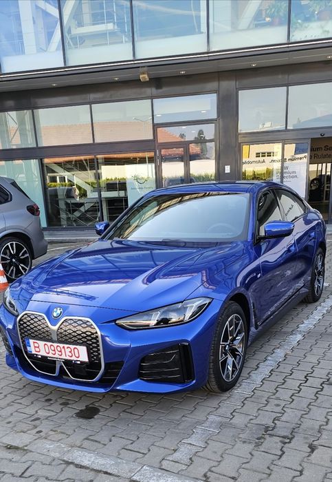 BMW i4