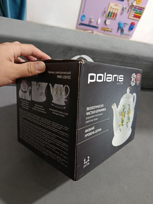 Электрочайник Polaris