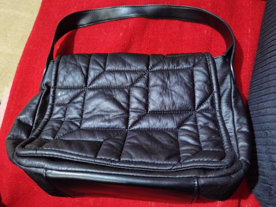 Дамска чанта от изкуствена много мека кожа