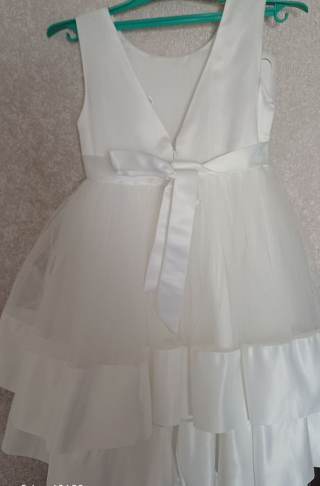 Продается платье на 110,120см