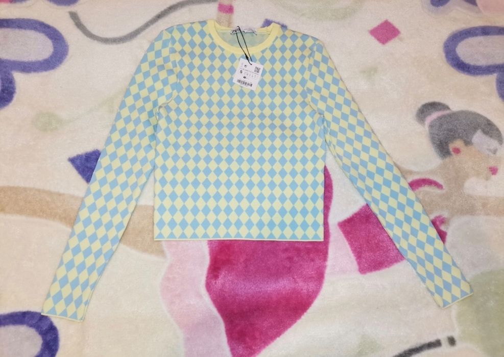 Bluza Zara, mărimea S,noua cu etichetă ,foarte frumoasa.