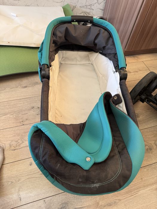 Продам коляску PegPerego