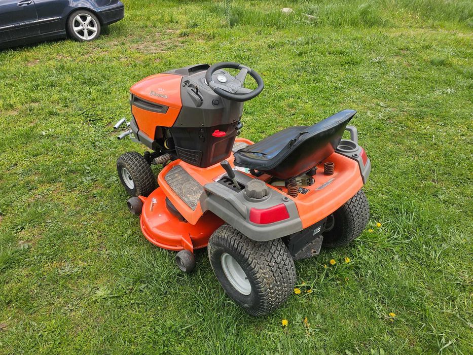 Тракторна Косачка HUSQVARNA 21. Коня. ПЕРФЕКТНА