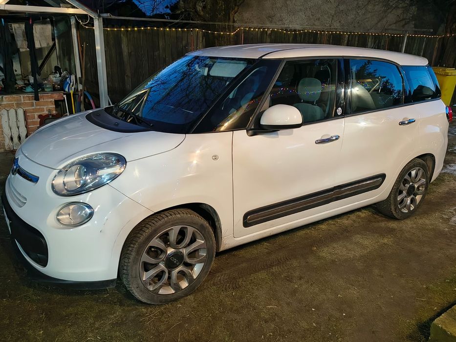 Vand-schimb Fiat 500L  an 2016 euro 6 1.3 diesel 7 locuri 95 cp

An fab 2016