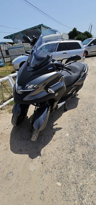 Yamaha tricity 300