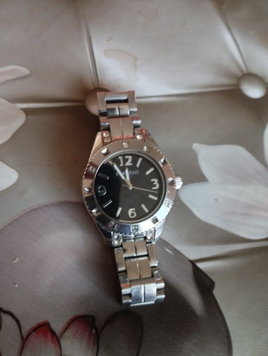 RodiMood soat sotiladi qizlaniki arzonga bervoraman zor sostayaniya